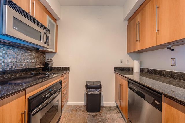 325 S Biscayne Boulevard 3624, Miami, FL 33131