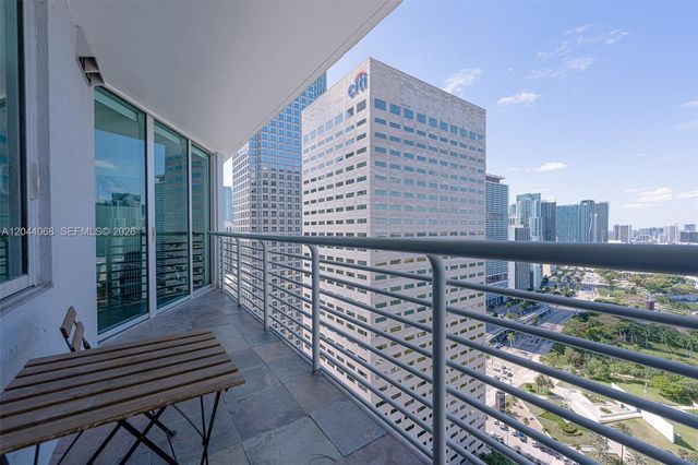 325 S Biscayne Boulevard 3624, Miami, FL 33131