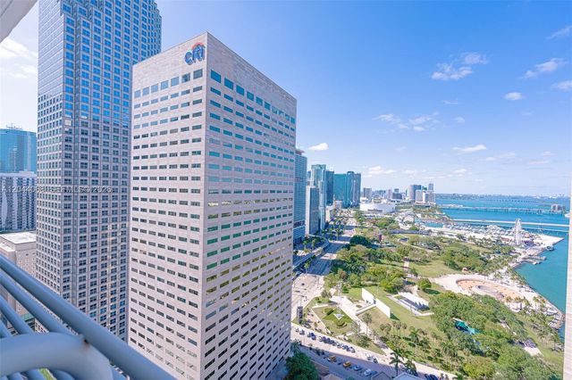 325 S Biscayne Boulevard 3624, Miami, FL 33131