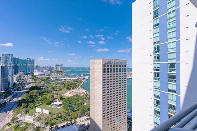 325 S Biscayne Boulevard 3624, Miami, FL 33131