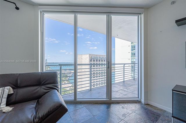 325 S Biscayne Boulevard 3624, Miami, FL 33131