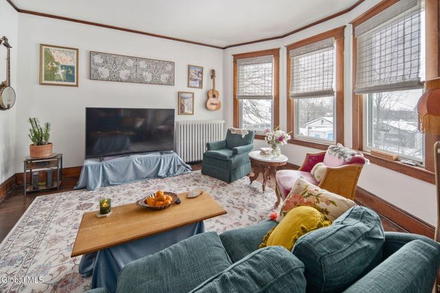 9 Mereline Avenue, Albany, NY 12209