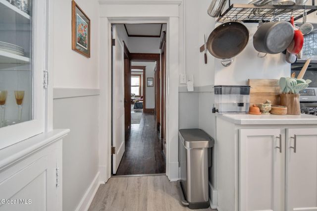 9 Mereline Avenue, Albany, NY 12209