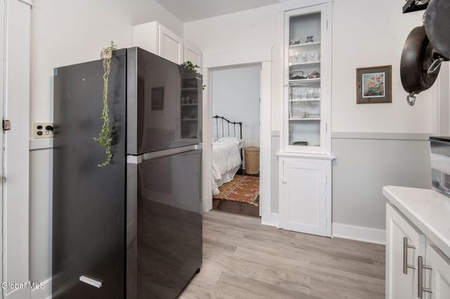 9 Mereline Avenue, Albany, NY 12209