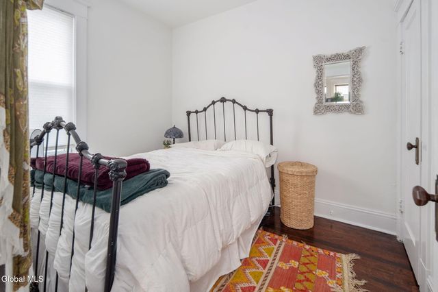 9 Mereline Avenue, Albany, NY 12209