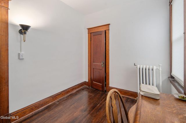 9 Mereline Avenue, Albany, NY 12209