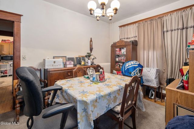 9 Mereline Avenue, Albany, NY 12209