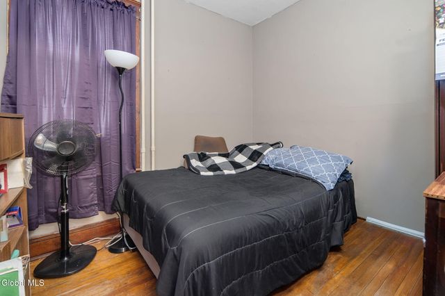 9 Mereline Avenue, Albany, NY 12209