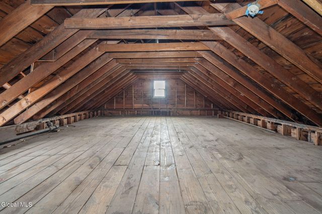 9 Mereline Avenue, Albany, NY 12209