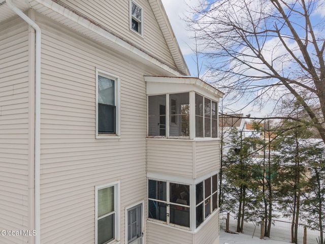 9 Mereline Avenue, Albany, NY 12209