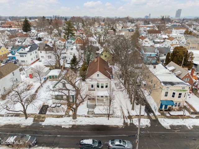 9 Mereline Avenue, Albany, NY 12209