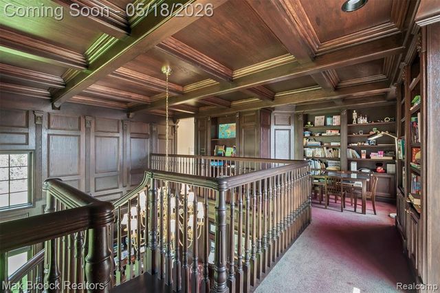 528 Barrington Court, Bloomfield Hills, MI 48304