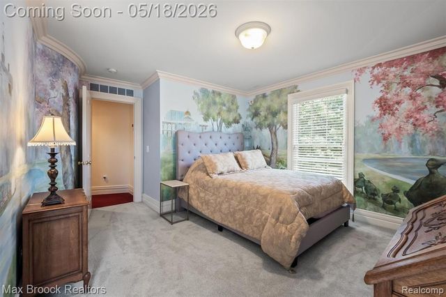 528 Barrington Court, Bloomfield Hills, MI 48304