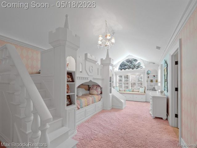 528 Barrington Court, Bloomfield Hills, MI 48304