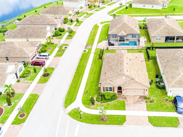10575 SW Jem Street, Port St Lucie, FL 34987