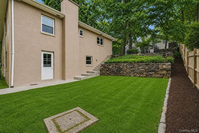 20 Ravensdale Road, Hastings-on-hudson, NY 10706