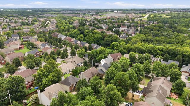 532 Amberley Drive, Lexington, KY 40515