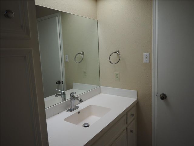 3845 Ranch Road 2222 A1, Austin, TX 78731