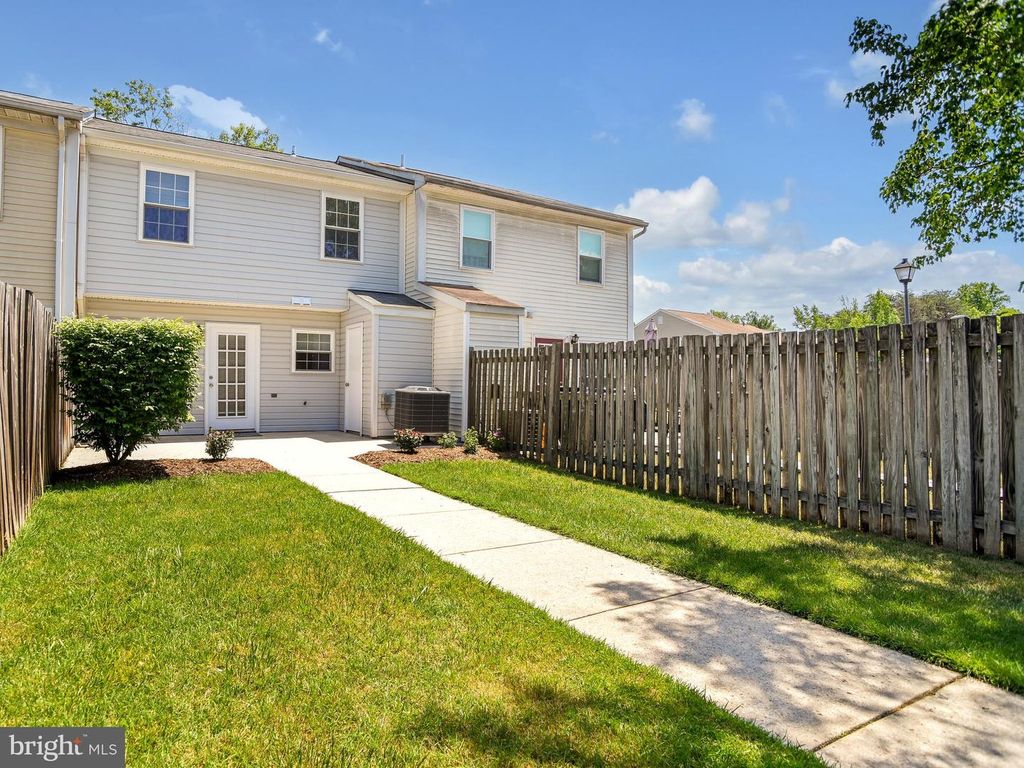 Image 27 of property listing at 3932 NORTHGATE PL, Waldorf, MD 20602