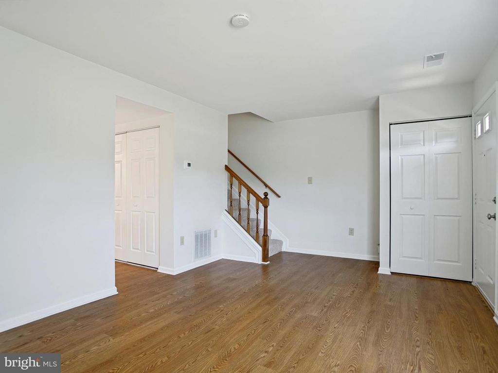 Image 4 of property listing at 3932 NORTHGATE PL, Waldorf, MD 20602