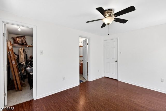 51 Liberty Ln, Franklin Boro, NJ 07416