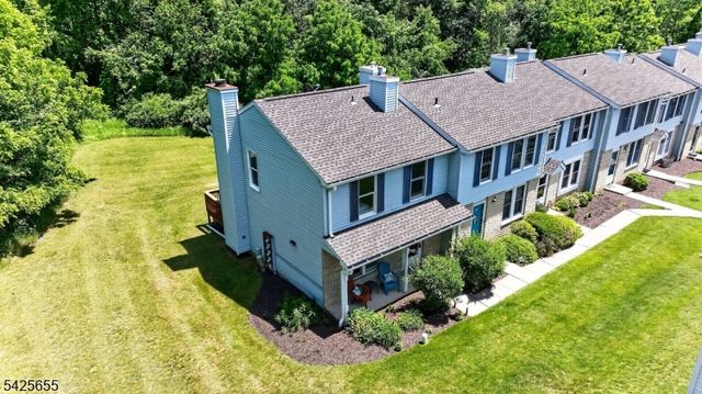 51 Liberty Ln, Franklin Boro, NJ 07416