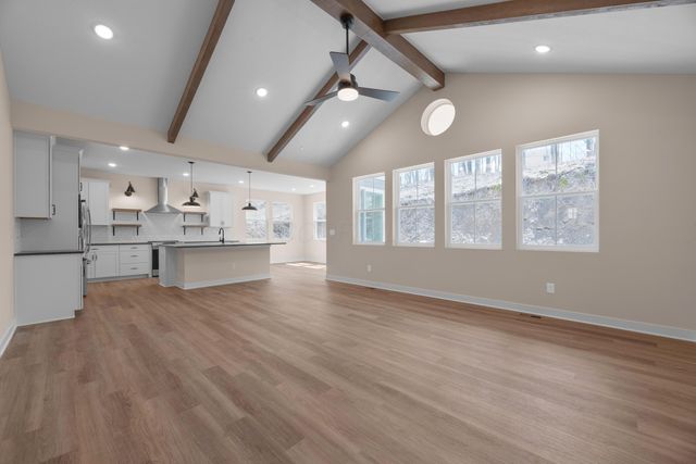 701 Grand View Drive, Howard, OH 43028