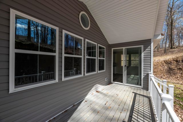 701 Grand View Drive, Howard, OH 43028