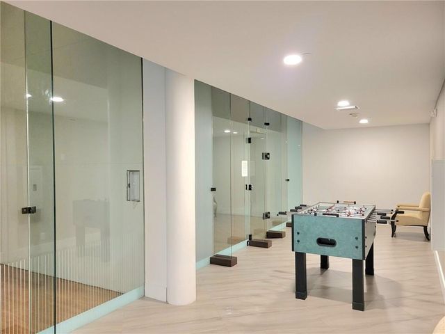 20281 E Country Club Drive E 503, Aventura, FL 33180