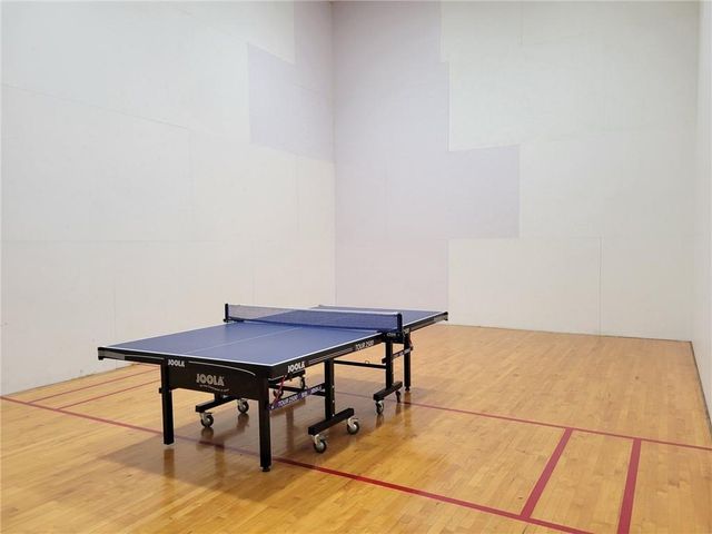 20281 E Country Club Drive E 503, Aventura, FL 33180