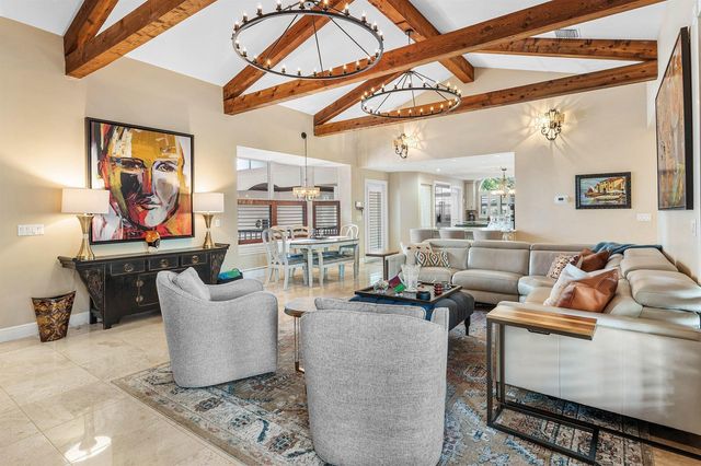 2 FIRESTONE Circle, West Palm Beach, FL 33401