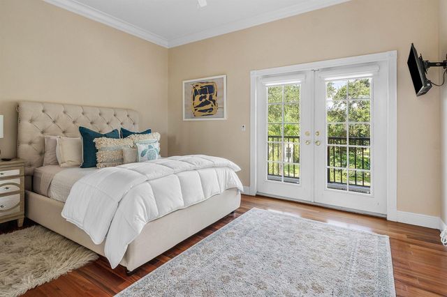 2 FIRESTONE Circle, West Palm Beach, FL 33401