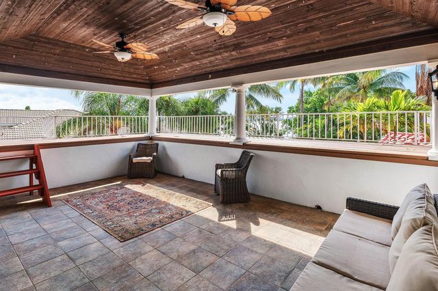 2 FIRESTONE Circle, West Palm Beach, FL 33401