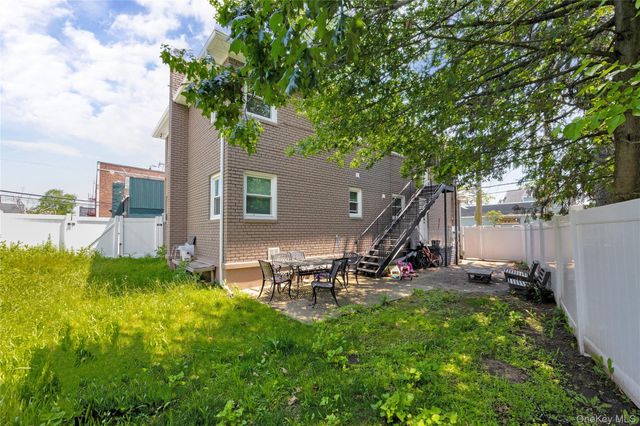 483 Merrick Road, Lynbrook, NY 11563