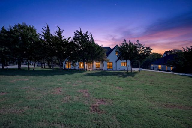 441 Silo Court, Waxahachie, TX 75167