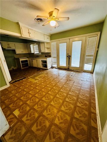 1302 York Ave, Corpus Christi, TX 78415