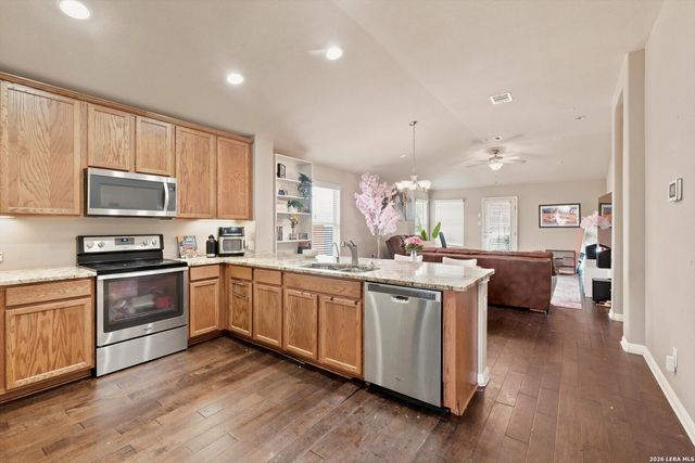 10118 Macarthur Way, Converse, TX 78109