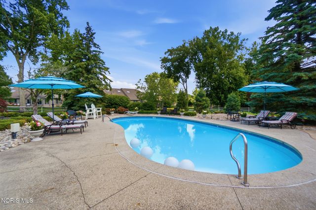 4754 Swathmore Place, Sylvania, OH 43560