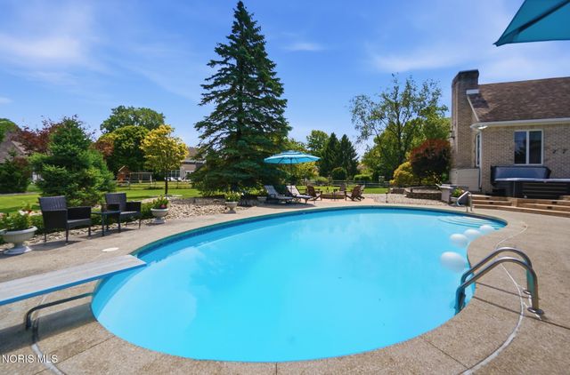 4754 Swathmore Place, Sylvania, OH 43560