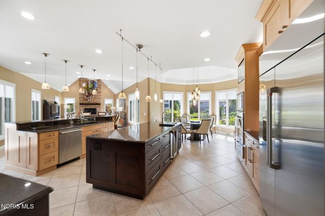 4754 Swathmore Place, Sylvania, OH 43560
