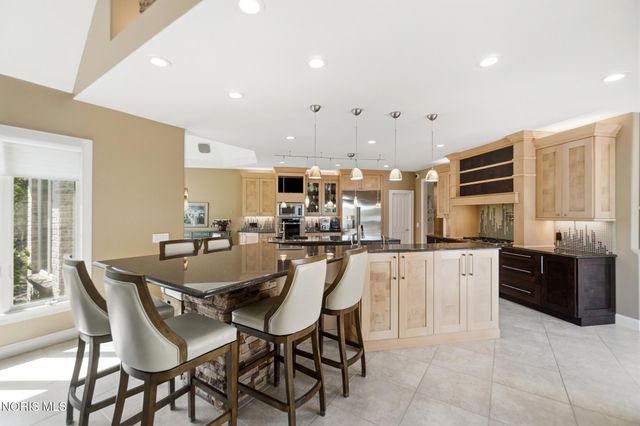 4754 Swathmore Place, Sylvania, OH 43560