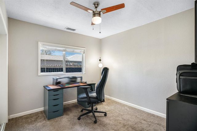 4568 9th Ave, Sacramento, CA 95820