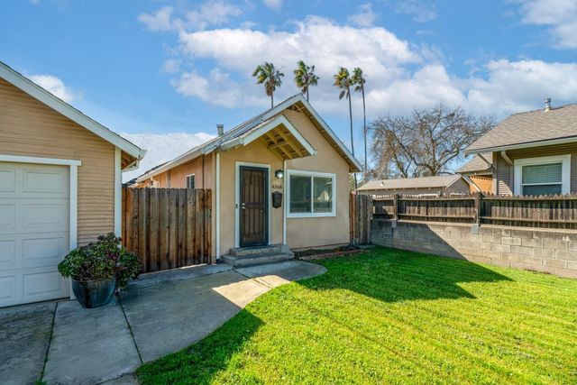 4568 9th Ave, Sacramento, CA 95820