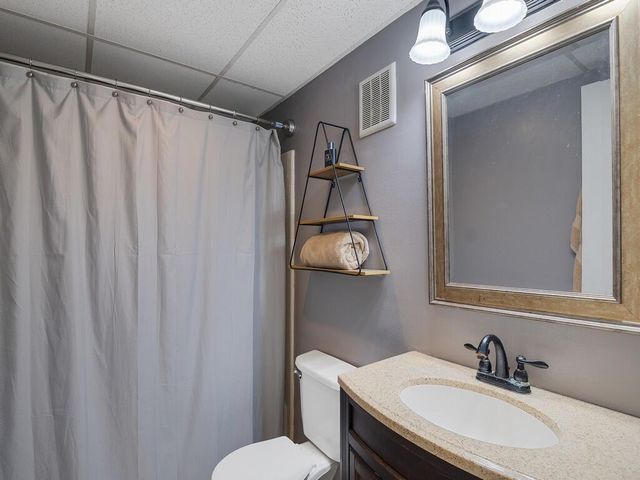 2333 Indian River Boulevard, Vero Beach, FL 32960