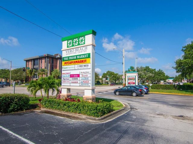 2333 Indian River Boulevard, Vero Beach, FL 32960