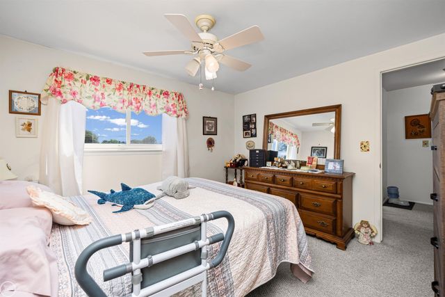 27754 Eastwick Square Road, Roseville, MI 48066