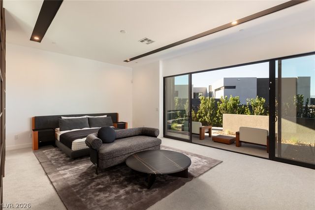 625 Sleeping Dragon Drive, Henderson, NV 89012