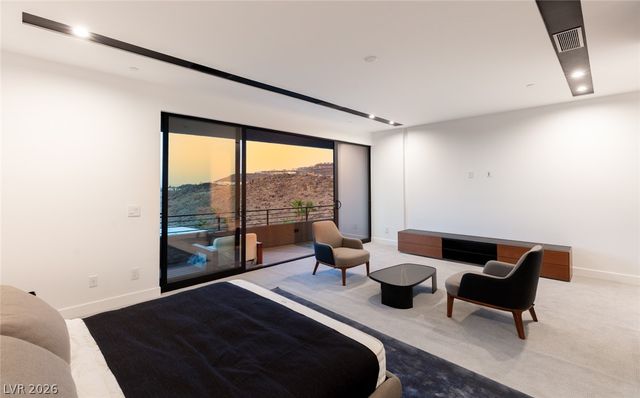 625 Sleeping Dragon Drive, Henderson, NV 89012