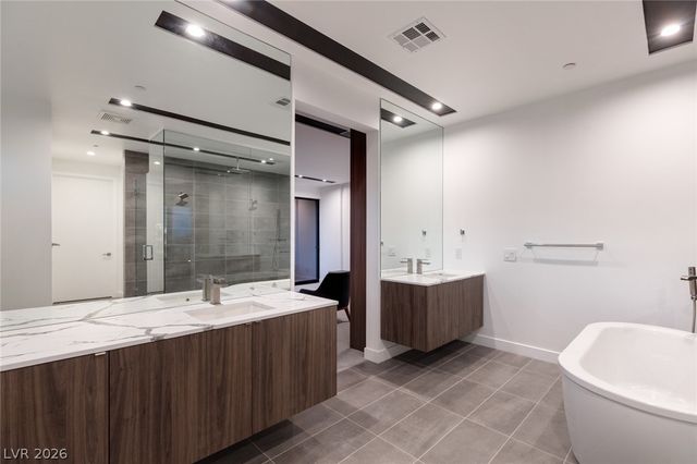 625 Sleeping Dragon Drive, Henderson, NV 89012