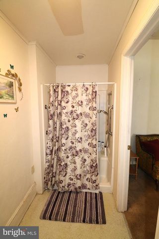 17 CENTER ST, Lansford, PA 18232